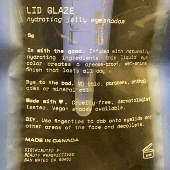 HYDRATING EYE  SHADOW -ITEM BRAND - Picture 2 of 3